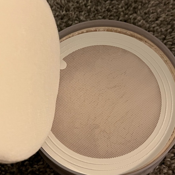 Guerlain Shalimar perfume Dusting Powder - Picture 3 of 4